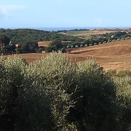 Agriturismo Le Colline Di กาปัลบีโอ ภายนอก รูปภาพ