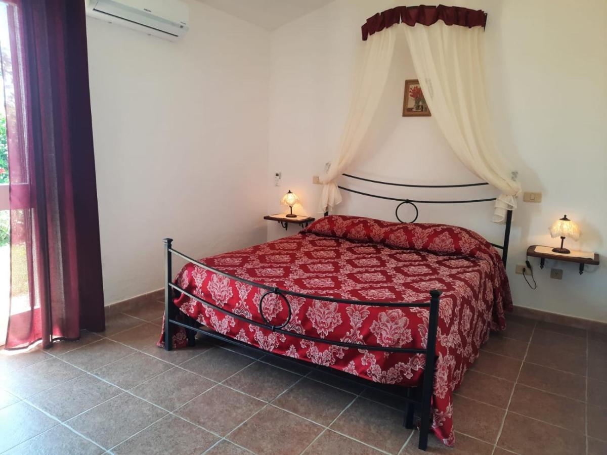 Agriturismo Le Colline Di กาปัลบีโอ ภายนอก รูปภาพ