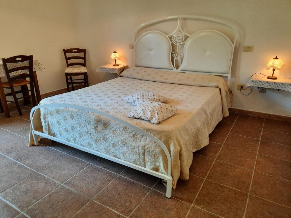 Agriturismo Le Colline Di กาปัลบีโอ ภายนอก รูปภาพ